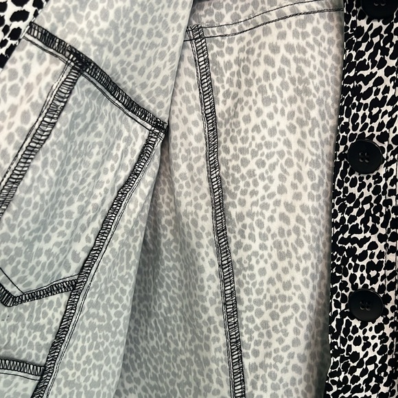 Draper’s & Damon’s Animal Print Front pocket Jacket - Picture 5 of 6